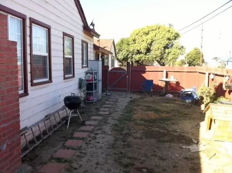 237 N D St, Lompoc, CA 93436 photo 2