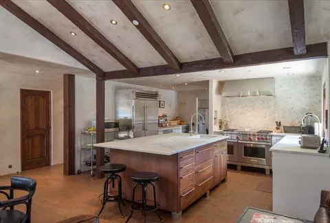244 Toro Canyon Rd, Carpinteria, CA 93013 photo 9