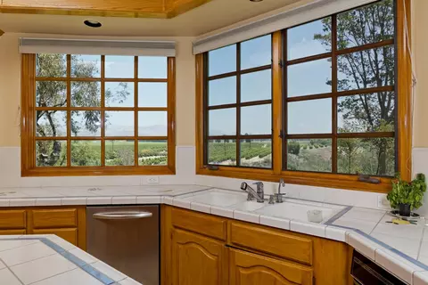 662 Corte De Quintero, Camarillo, CA 93010 photo 12