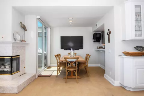 681 Mandalay Beach Rd, Oxnard, CA 93035 photo 9