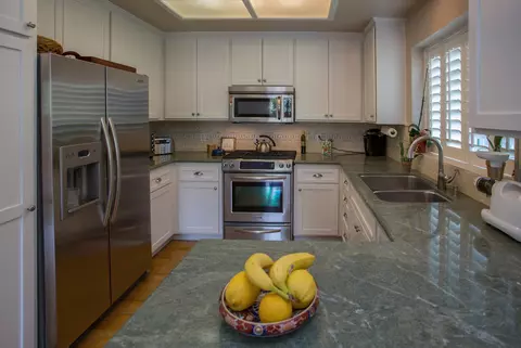 1567 Meadow Cir, Carpinteria, CA 93013 photo 5
