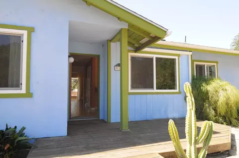 914 S Ayers Ct, Ojai, CA 93023 photo 2