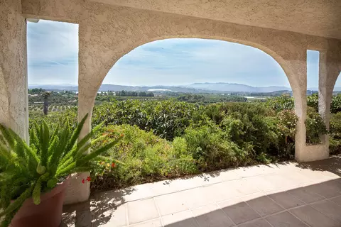 5651 W Greentree Dr, Somis, CA 93066 photo 9