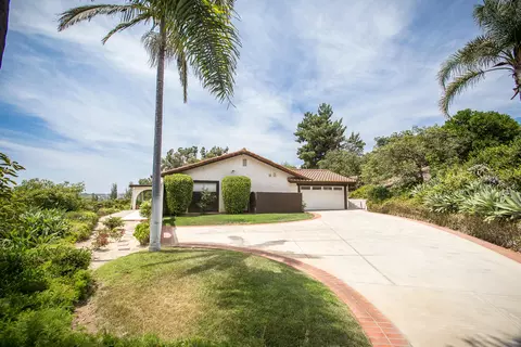 5651 W Greentree Dr, Somis, CA 93066 photo 2