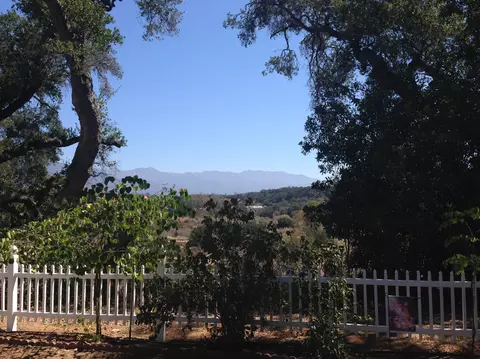2290 Burnham Rd, Ojai, CA 93023 photo 2