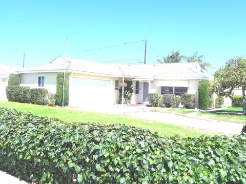 663 E Poplar St, Oxnard, CA 93033 photo 1