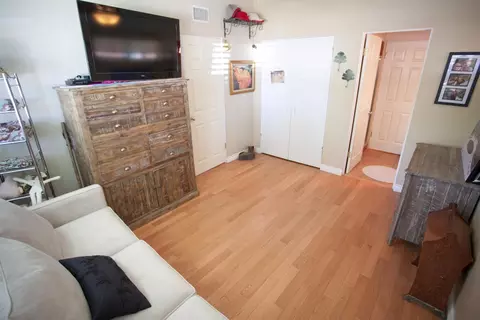 22505 Decoro Dr, Santa Clarita, CA 91350 photo 15