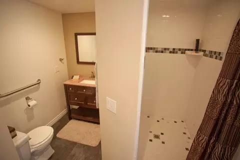 22505 Decoro Dr, Santa Clarita, CA 91350 photo 27