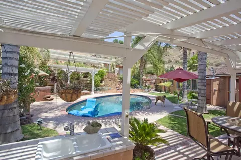 22505 Decoro Dr, Santa Clarita, CA 91350 photo 19