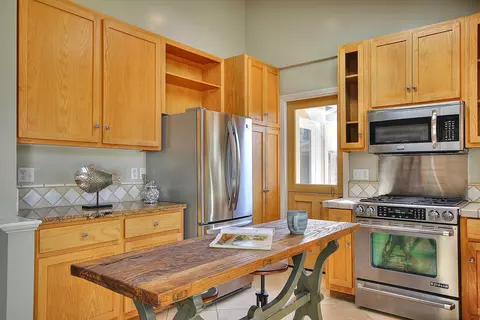 5290 Ogan Rd, Carpinteria, CA 93013 photo 4
