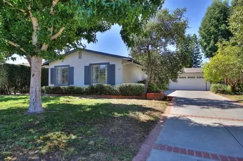 219 Old Ranch Dr, Goleta, CA 93117 photo 2