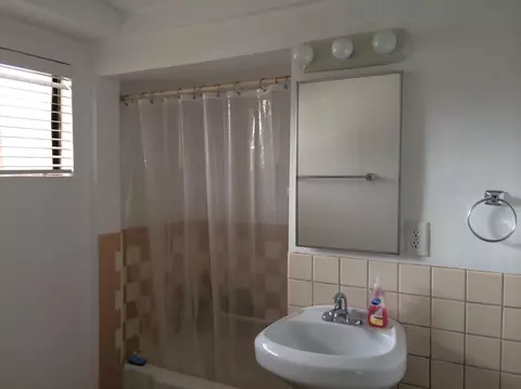 550 Ash Ave, Carpinteria, CA 93013 photo 9