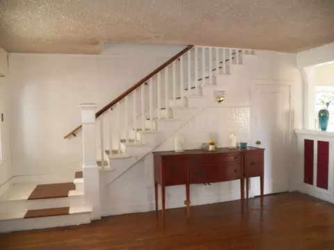 809 Bath St, Santa Barbara, CA 93101 photo 3