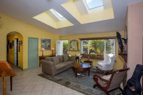5466 Granada Way, Carpinteria, CA 93013 photo 3