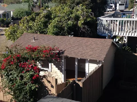 607 Walnut Ave, Carpinteria, CA 93013 photo 3