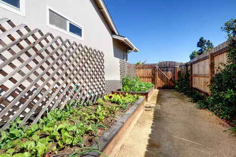 209 Ancona Ave, Goleta, CA 93117 photo 20