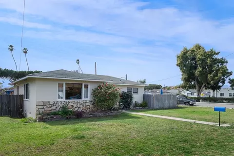4905 8th St, Carpinteria, CA 93013 photo 2