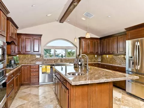 3224 Ocean Dr, Oxnard, CA 93035 photo 12
