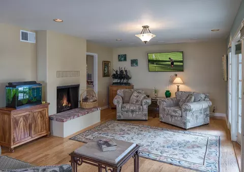 6609 Arozena Ln, Carpinteria, CA 93013 photo 4