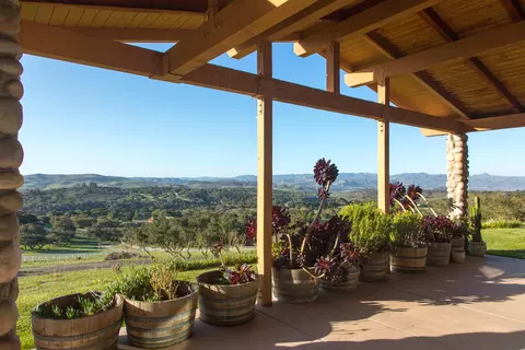 2796 Flora Rd, Lompoc, CA 93436 photo 3