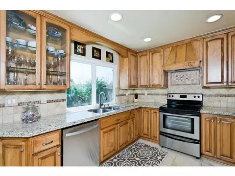 6108 Saddleback Way, Camarillo, CA 93012 photo 9