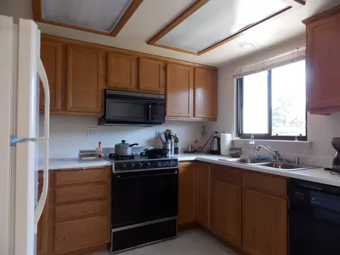 420 S B St, Lompoc, CA 93436 photo 3