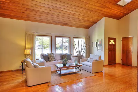 5217 Vallecito Ct, Carpinteria, CA 93013 photo 3