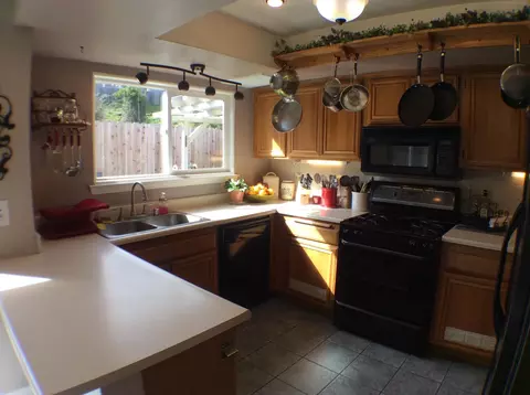 2304 Balboa Ct, Lompoc, CA 93436 photo 3