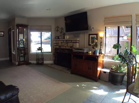 2304 Balboa Ct, Lompoc, CA 93436 photo 4
