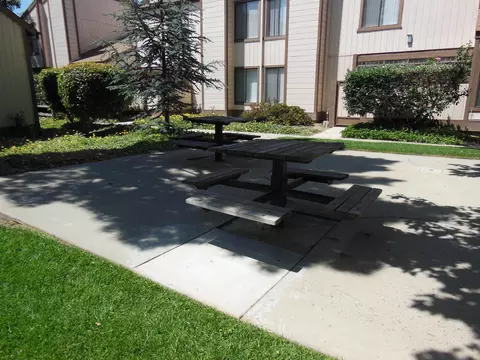 1231 Riverside Dr, Lompoc, CA 93436 photo 3