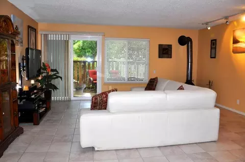 5455 8th St #14, Carpinteria, CA 93013 photo 3