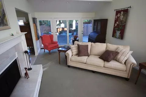655 Edgewood Dr, Goleta, CA 93117 photo 2