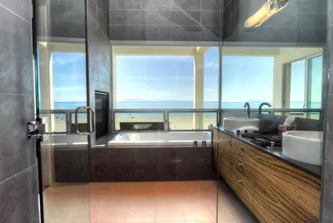 1013 Mandalay Beach Rd, Oxnard, CA 93035 photo 3