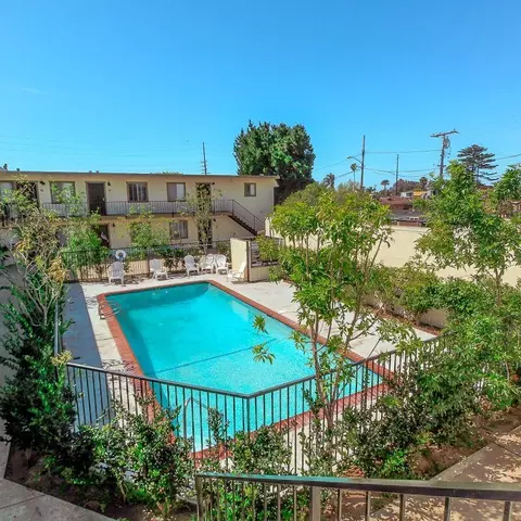 1930 Lobelia Dr, Oxnard, CA 93036 photo 1