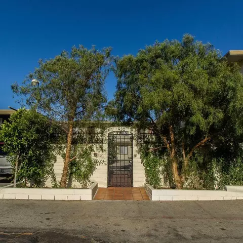 1930 Lobelia Dr, Oxnard, CA 93036 photo 2