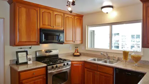 646 Cambridge Dr, Goleta, CA 93111 photo 5