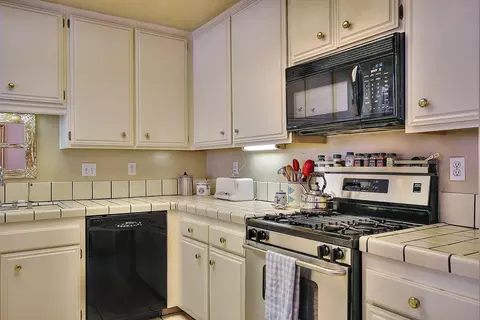 4517 Carpinteria Ave #D, Carpinteria, CA 93013 photo 6