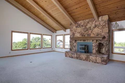 688 Saint Andrews Way, Lompoc, CA 93436 photo 4