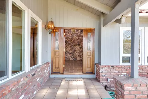 688 Saint Andrews Way, Lompoc, CA 93436 photo 2