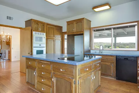 688 Saint Andrews Way, Lompoc, CA 93436 photo 8