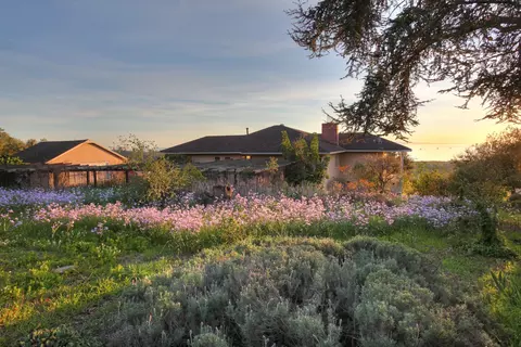 7373 Shepard Mesa Rd, Carpinteria, CA 93013 photo 2