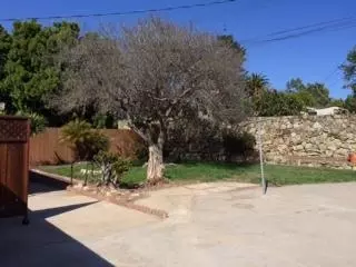 1402 Linhere St, Carpinteria, CA 93013 photo 3