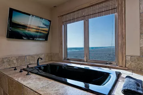 1031 Mandalay Beach Rd, Oxnard, CA 93035 photo 30