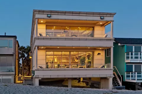 1031 Mandalay Beach Rd, Oxnard, CA 93035 photo 1