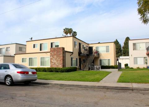 2131 Mariposa St, Oxnard, CA 93036 photo 1