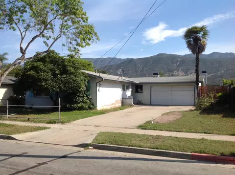 4870 Malibu Dr, Carpinteria, CA 93013 photo 3