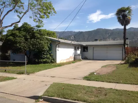 4870 Malibu Dr, Carpinteria, CA 93013 photo 2