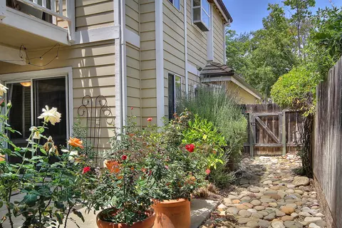 1682 Eucalyptus Dr #B, Solvang, CA 93463 photo 11