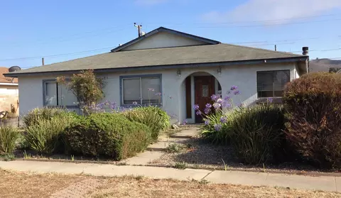 1216 E Chestnut Ave, Lompoc, CA 93436 photo 1