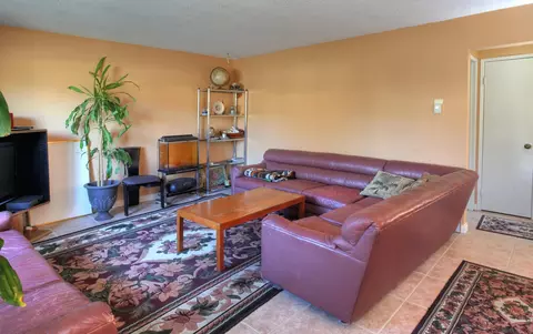 5921 Hickory St #1, Carpinteria, CA 93013 photo 3